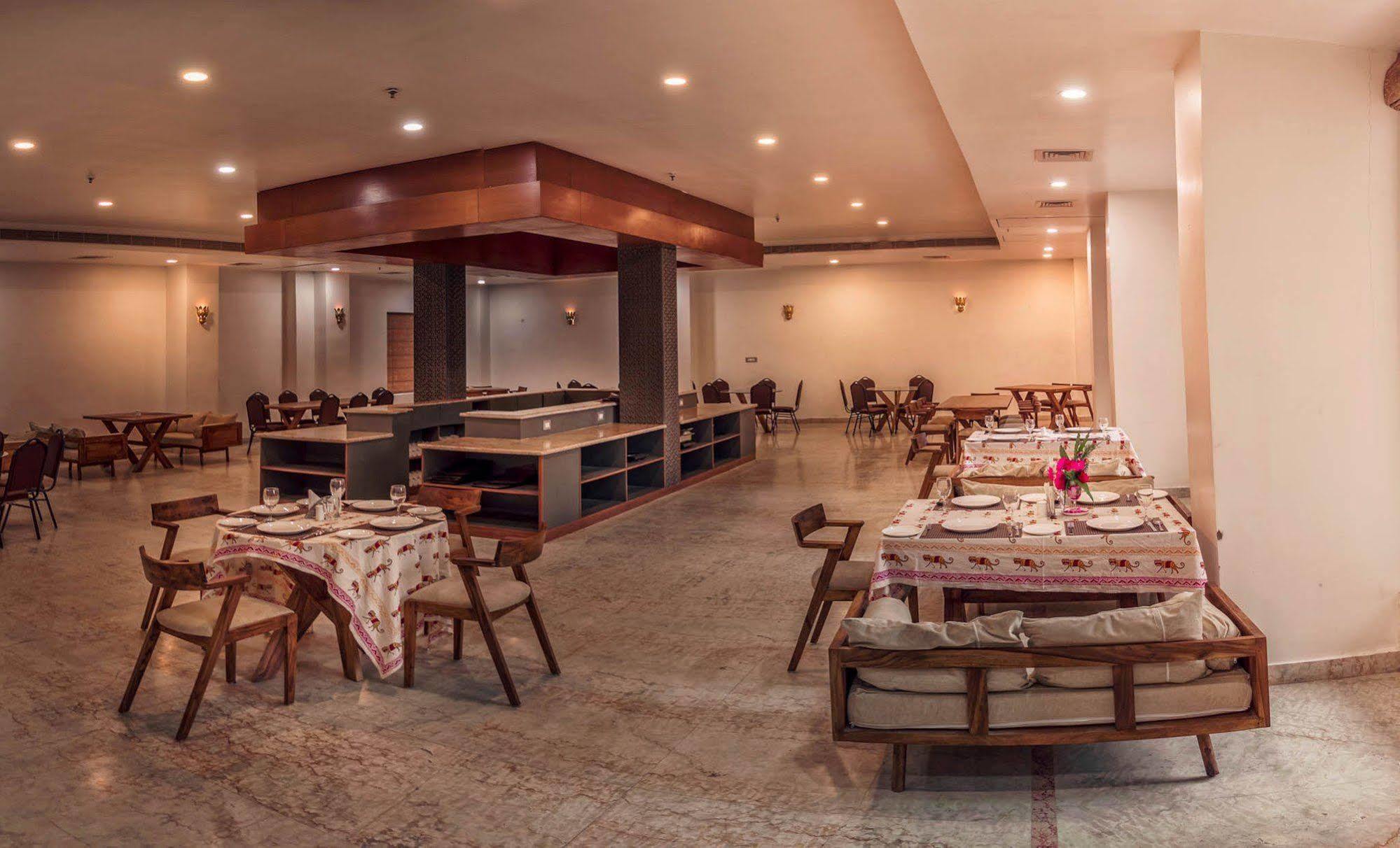 Regenta Resort Vanya Mahal Ranthambore Sawai Madhopur Extérieur photo
