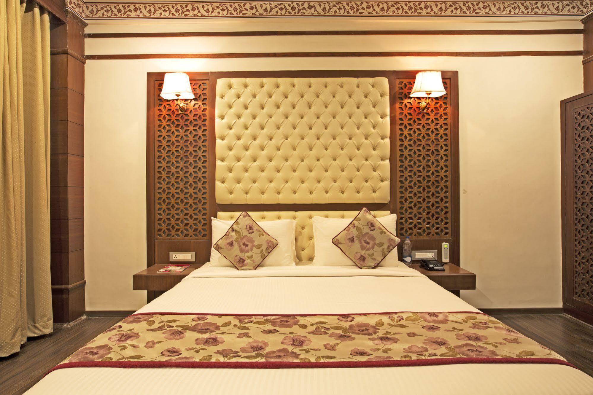 Regenta Resort Vanya Mahal Ranthambore Sawai Madhopur Extérieur photo